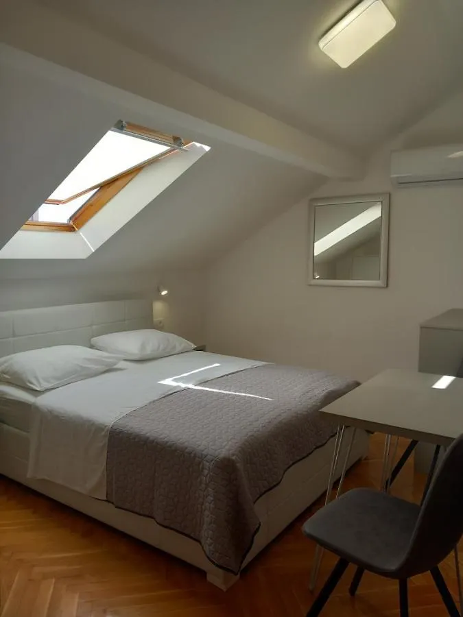 Marjan Apartment & Rooms Сплит Гостевой дом